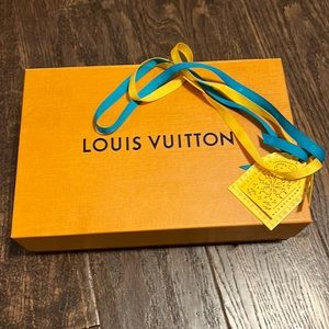 Authentic Louis Vuitton Box, grosgrain ribbon, gifttag 10 3/4”X 7 1/4” 3.5”deep